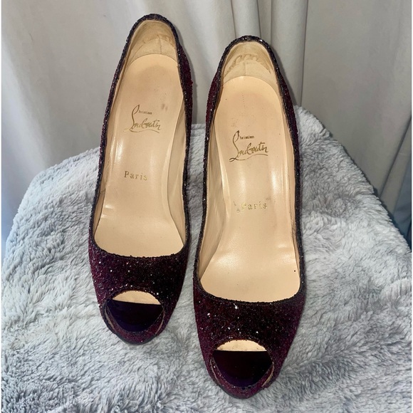 Christian Louboutin Rare, Very Prive 120mm Chrystal peeptoe.Holiday party ready! - Picture 3 of 7